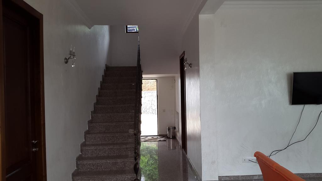Lasha Guest House Махинари Екстериор снимка